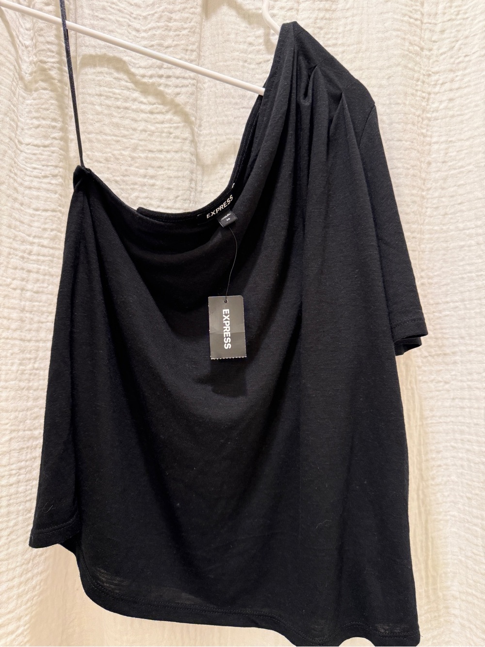 Express NWT Black Relaxed Twisted Asymmetrical One Shoulder Top